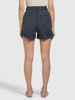 Khujo Shorts Loosefit Bandplooibroek Elida Dames Donkerblauw -Khujo Verkoopwinkel 065952582fbe9fcee8ad2baaa193889b