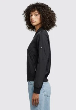 Khujo Stence2 - Bomberjacks - Schwarz 14 Khujo Stence2 - Bomberjacks - Schwarz -Khujo Verkoopwinkel 56d7f091fa0848f586cfba806f964e26