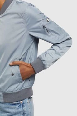 Khujo Tussenjassen Tussenjas STENCE Dames Smoky Blue -Khujo Verkoopwinkel 756f357f9d8664870ec0dbc79996771e