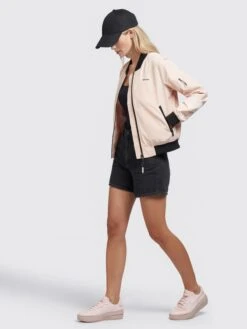 Khujo Tussenjassen Tussenjas Stence2 Dames Abrikoos -Khujo Verkoopwinkel 88b7018288941729c84c0047a80248cc