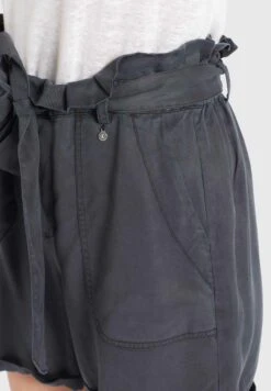 Khujo Shorts Loosefit Broek Poppy Dames Donkergrijs -Khujo Verkoopwinkel 8efdd4813d2a9adb423a95fa9a85252d