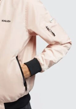 Khujo Stence2 - Bomberjacks - Apricot 15 Khujo Stence2 - Bomberjacks - Apricot -Khujo Verkoopwinkel 991aae9a8a554ebd81916b1deb2be429