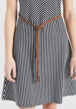 Khujo Jerseyjurken Jurk Leifa Dames Blauw -Khujo Verkoopwinkel a8e45d8b6a2989746b3297e991f3b458