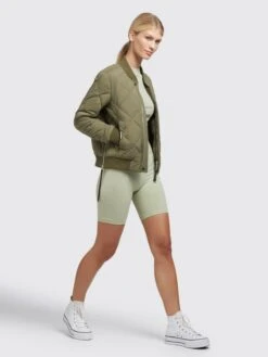 Khujo Tussenjassen Tussenjas Leona Dames Olijfgroen -Khujo Verkoopwinkel aac45a84d05eea452166187c6e49d83e