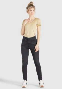 Khujo T-shirts Shirt PERGOLA Dames Lichtgeel -Khujo Verkoopwinkel d4ccf2e0fdf64304f3168c5086a30339