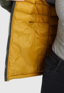 Khujo Winterjassen Winterjas Lovina Dames Kaki 17 Khujo Winterjassen Winterjas Lovina Dames Kaki -Khujo Verkoopwinkel f39bf44ab87cdbf2a49a155930db4f65