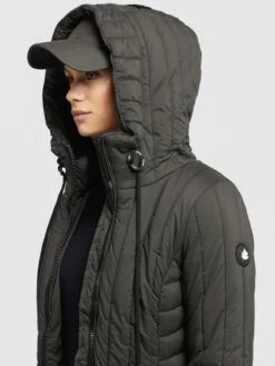 Khujo Winterjassen Winterjas Jerry Dames Olijfgroen 16 Khujo Winterjassen Winterjas Jerry Dames Olijfgroen -Khujo Verkoopwinkel f3ee75166136b0be5b0b9f14d7876eb2